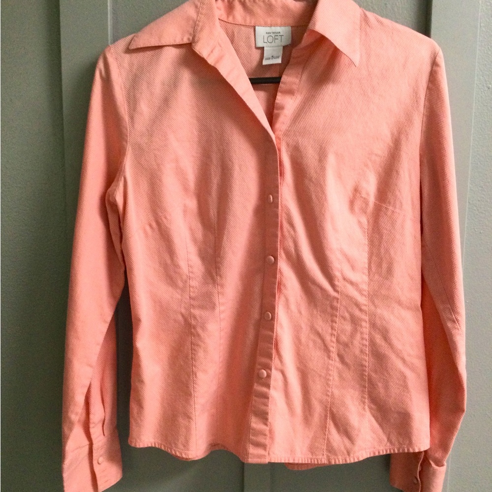 Ann Taylor Loft  button down blouse size 6